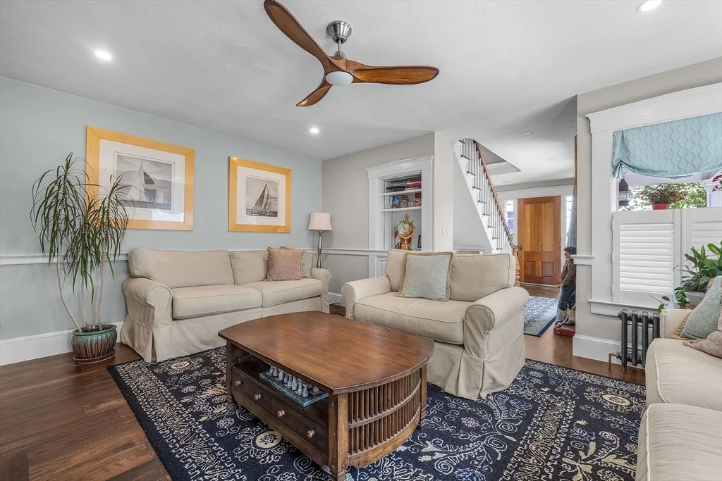 Photo of 304 Front St