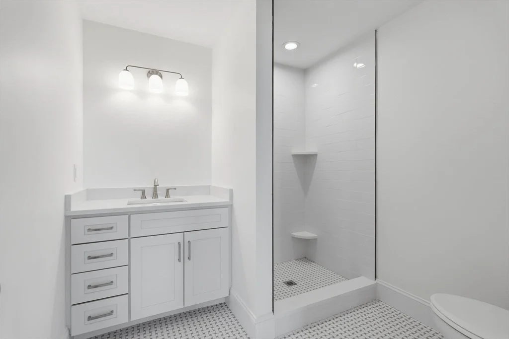 Photo of 16 Couture Way