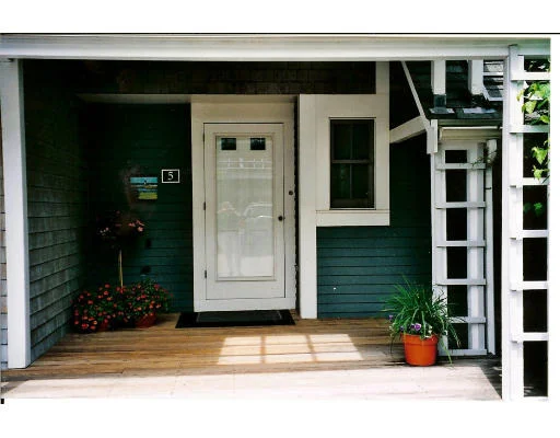 Photo of Unit 5 at 5 Rivers Edge