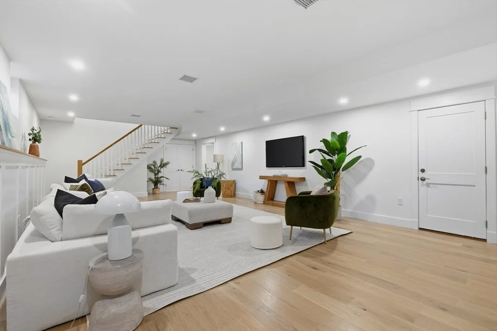 Photo of 2 Atherton Rd