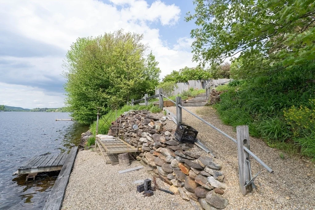 Photo of 38 Warepoint Rd