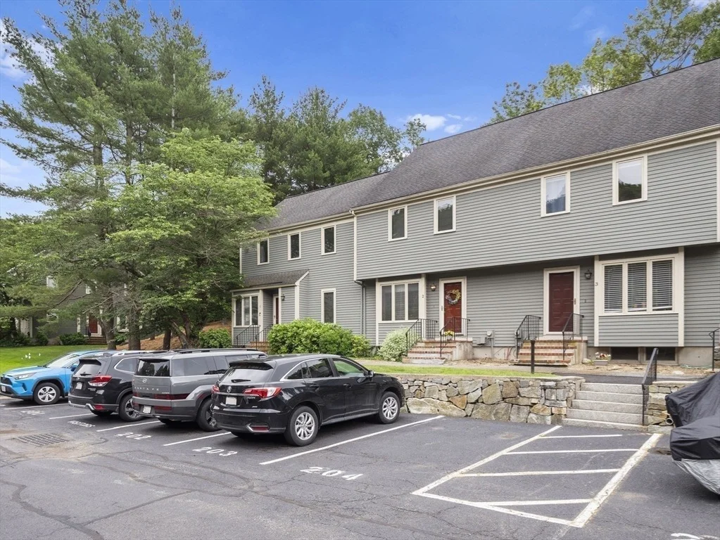 Photo of Unit 2 at 4 Deer Path