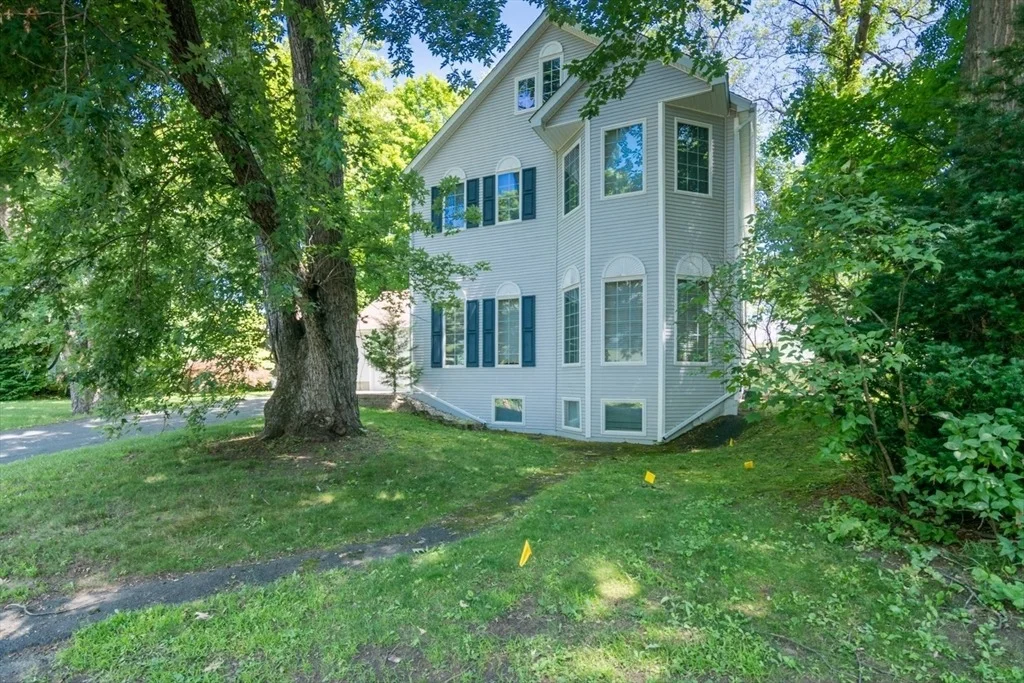 Photo of 62 Fairview Ave