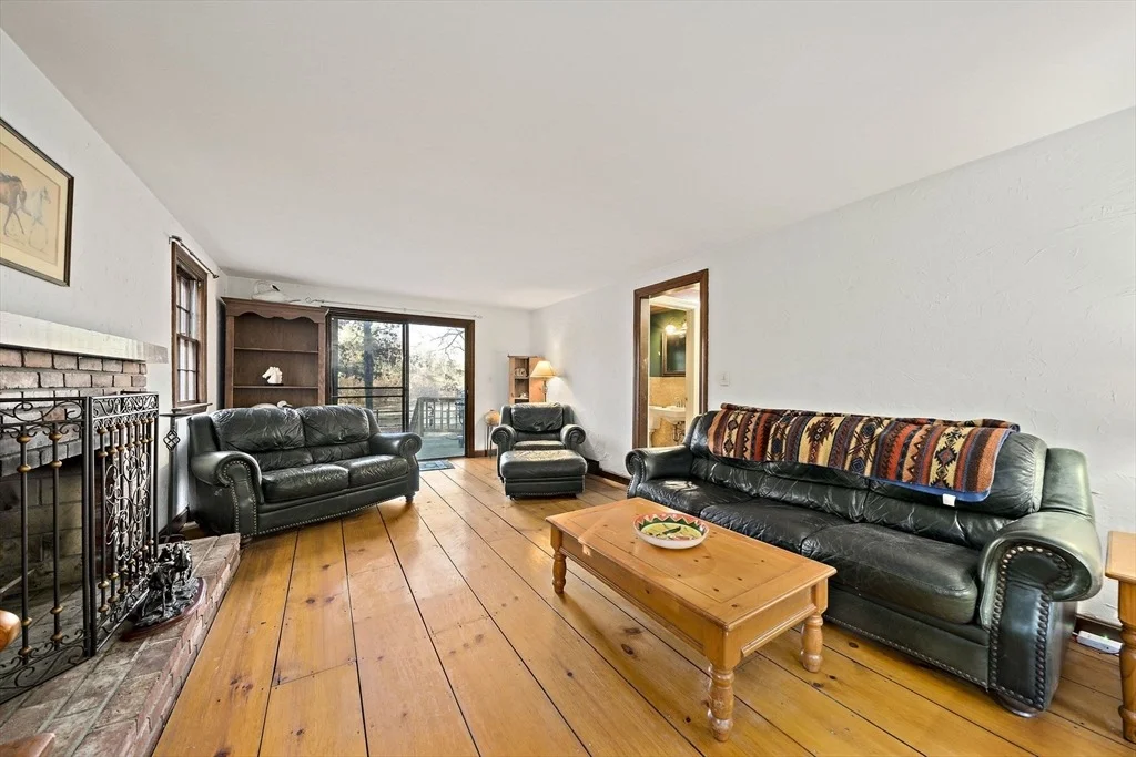 Photo of 15 Forest St