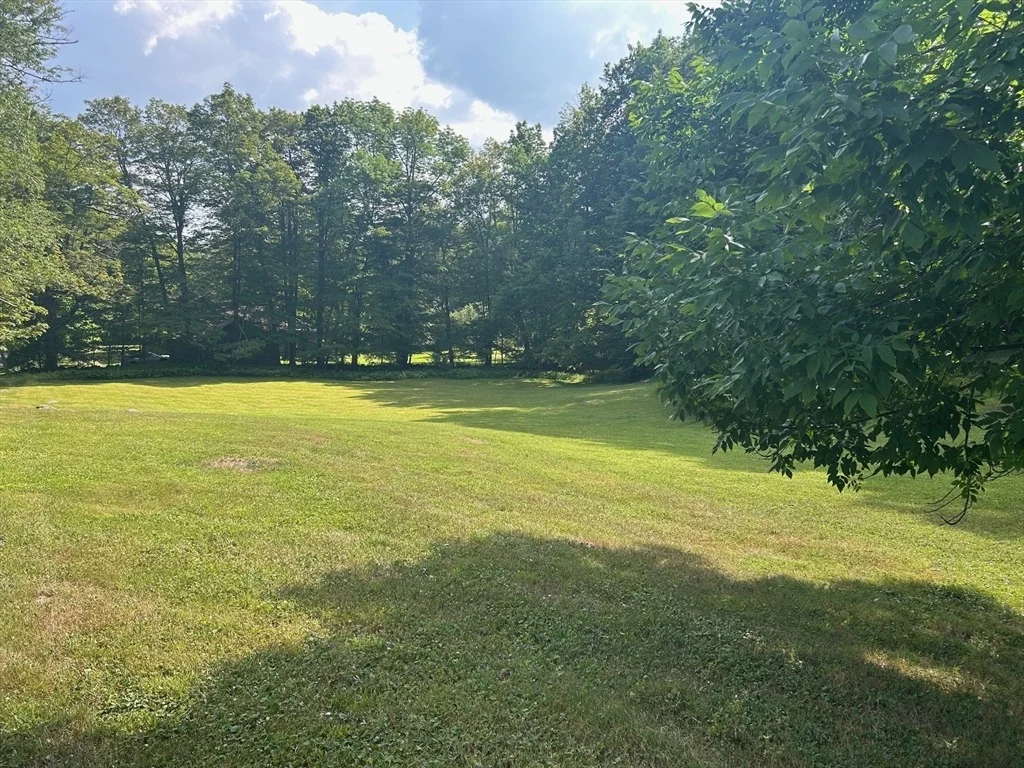 Photo of 60 Avery Brook Rd