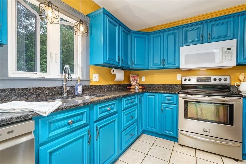 Photo of 102 Overlook Rd