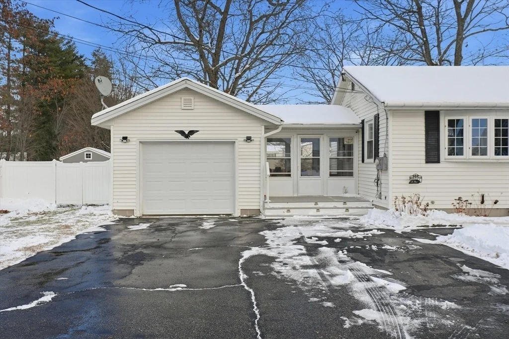 Photo of 8 Crest Drive