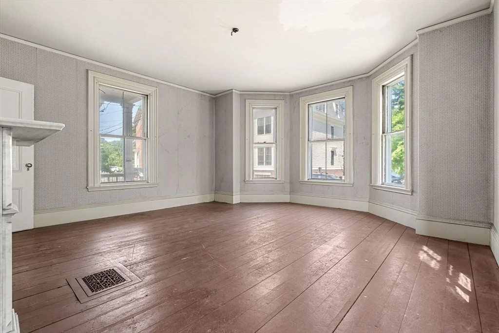 Photo of 8 Briggs Street
