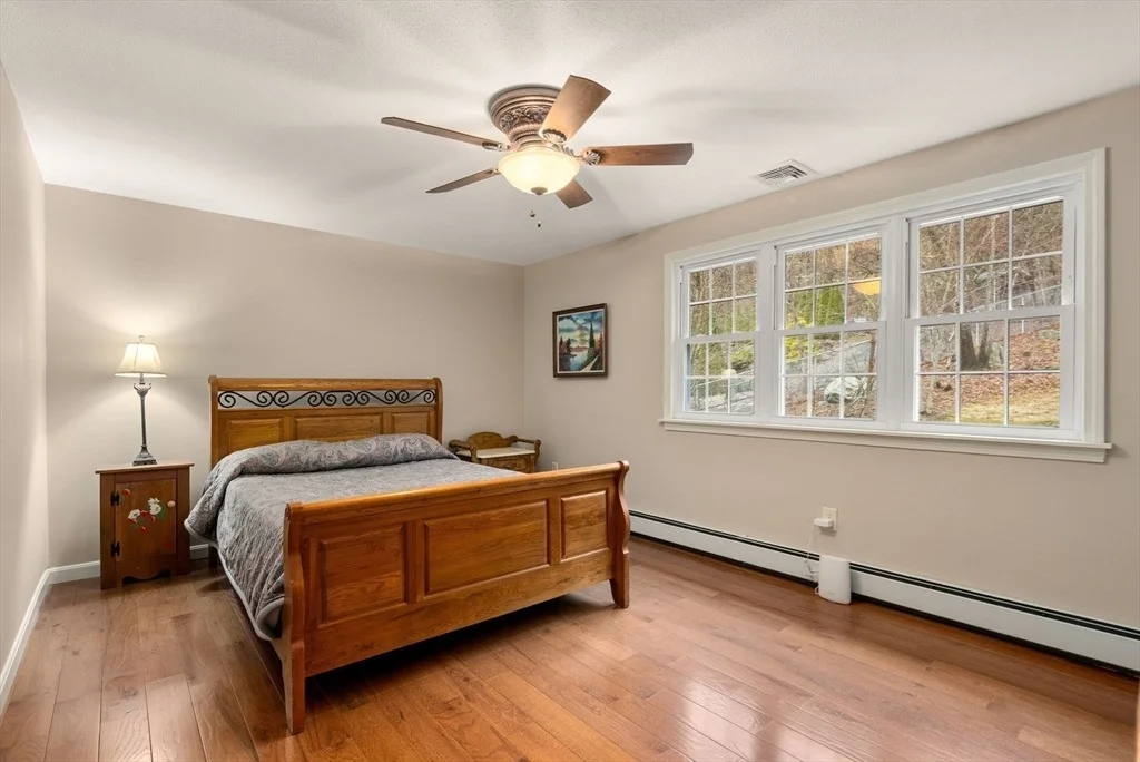 Photo of 235 James St
