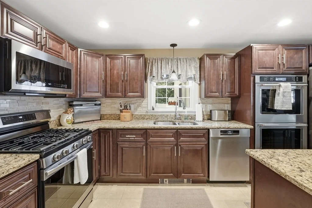 Photo of 45 Constitution Dr