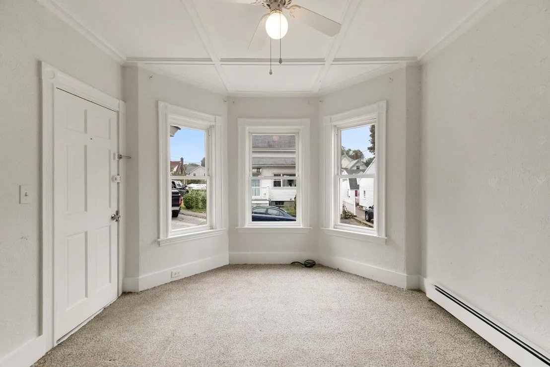 Photo of 9 Knowlton Sq
