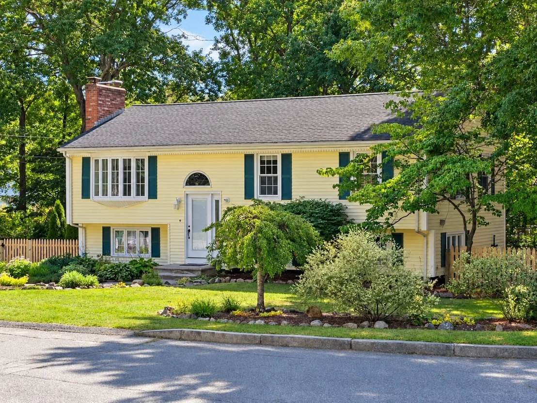 Photo of 5 Glenwood Cir
