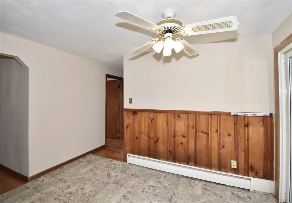 Photo of 14 Gatewood Rd