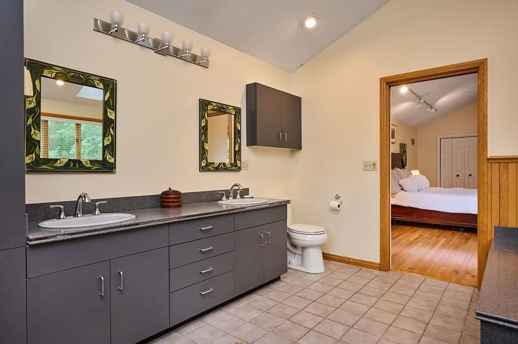 Photo of 236 N. Maple St.