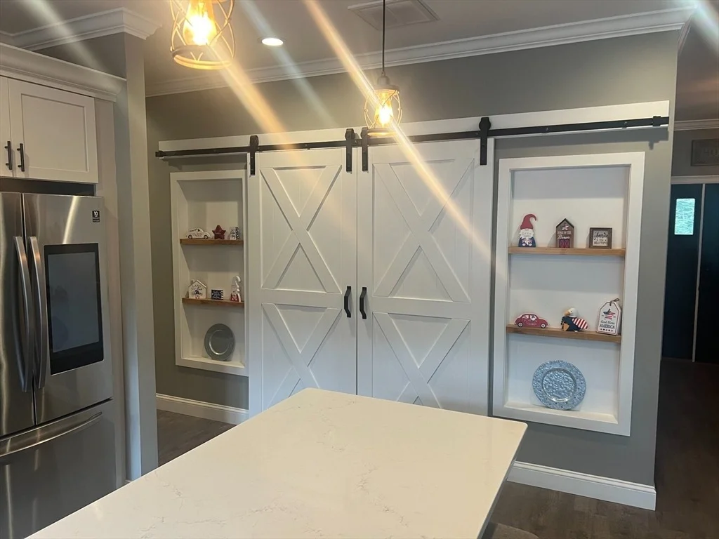 Photo of 48 Round Farm Rd