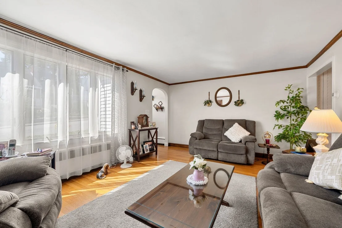 Photo of 28 Dambrosio Rd