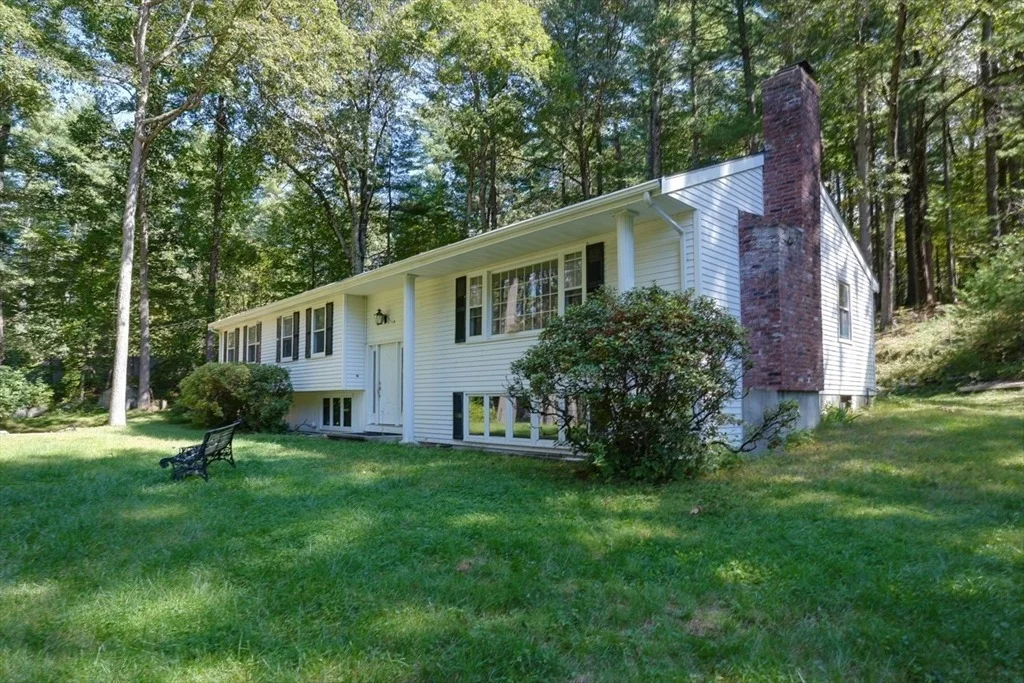 Photo of 560 Old Harvard