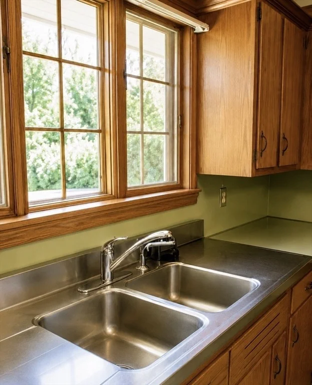 Photo of 212 Charlton Road