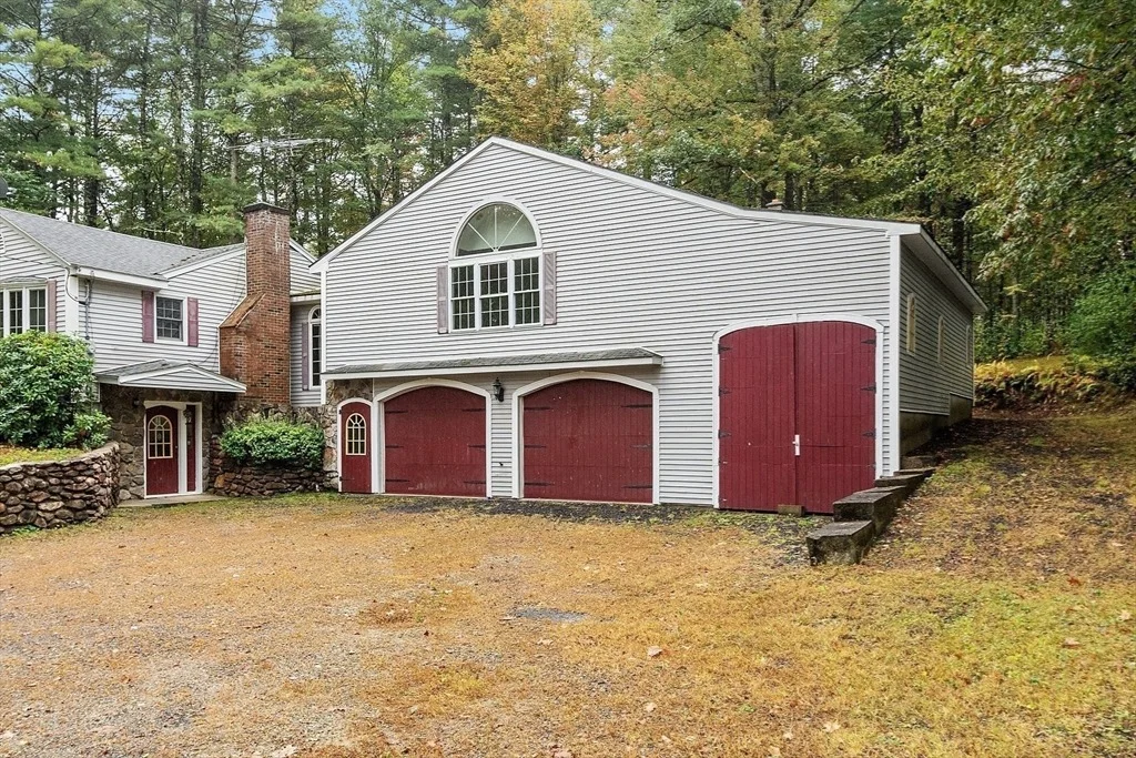 Photo of 87 Hubbardston Road