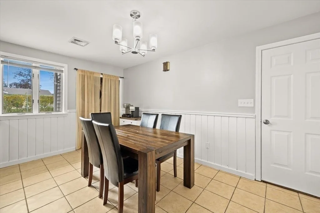 Photo of 128 Windsor St