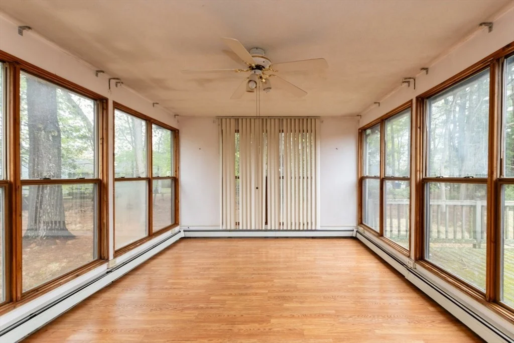 Photo of 49 Benton Circle