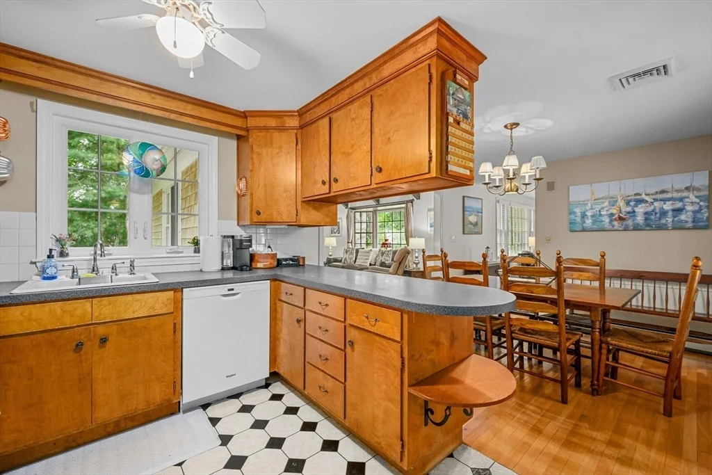 Photo of 5 Hinckley Circle