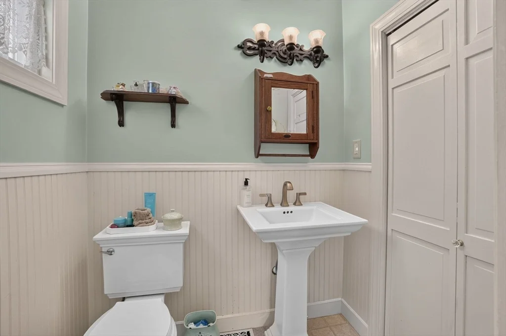 Photo of 14 Webster Avenue