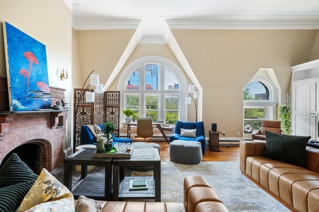 Photo of 269 Commonwealth Avenue