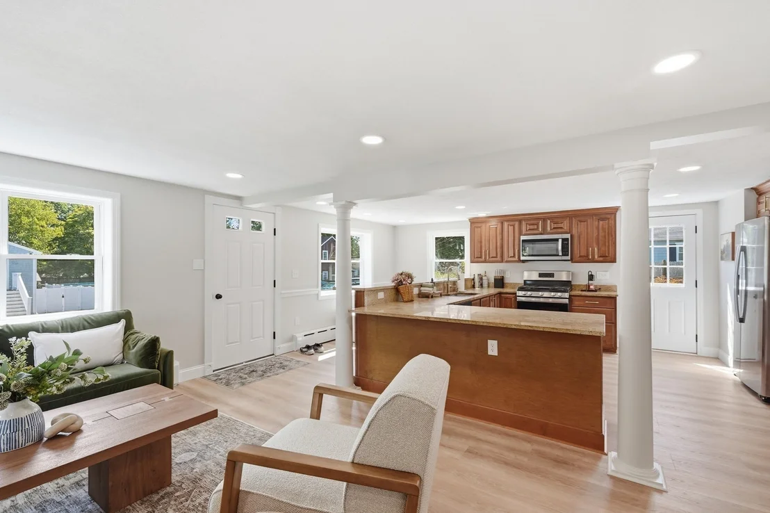Photo of 98 Towne Way