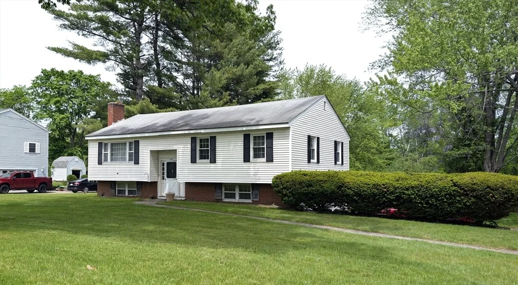 Photo of 156 Center Bridge Rd
