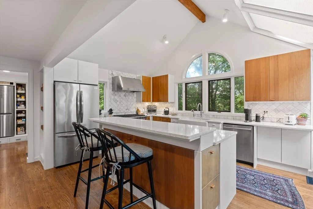 Photo of 34 Hilltop Rd
