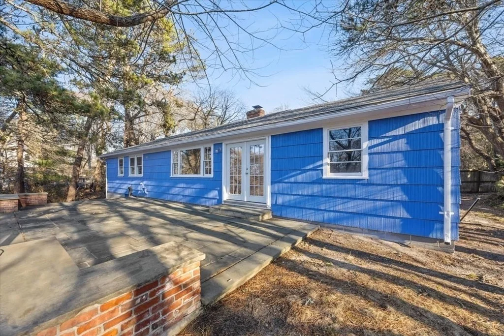 Photo of 365 Phinneys Ln