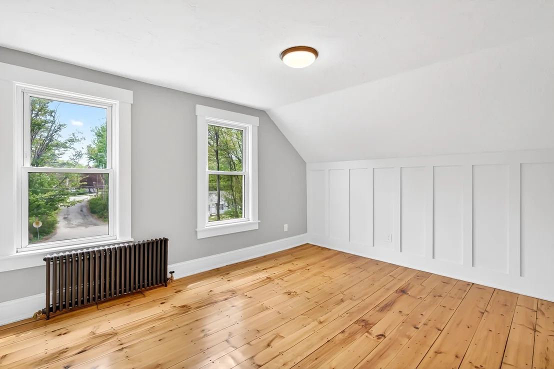 Photo of 148 Center Street