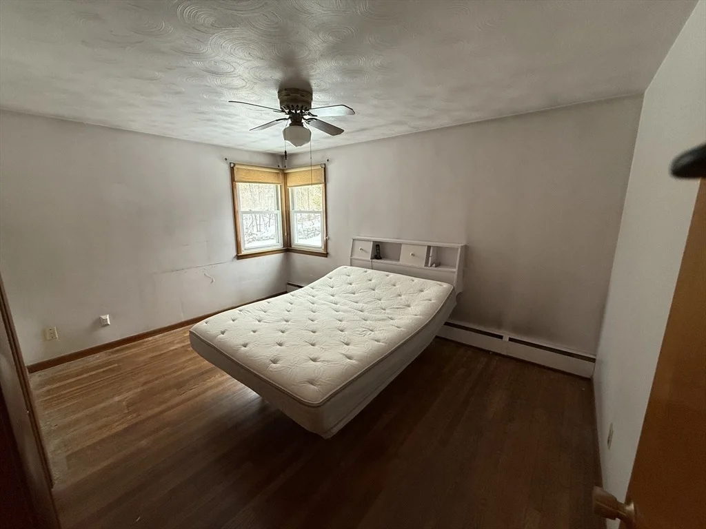 Photo of 8 Sycamore Cir
