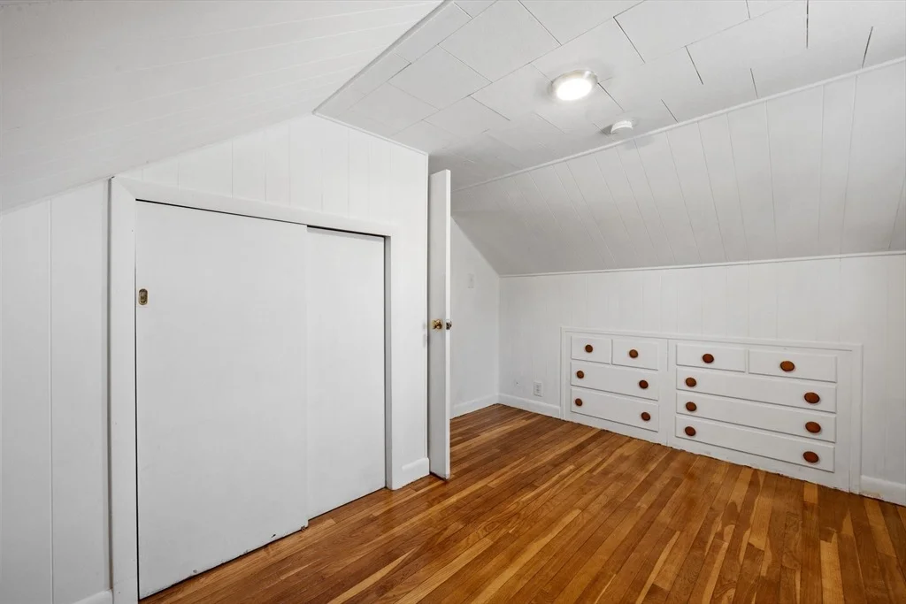 Photo of 90 Hathaway St