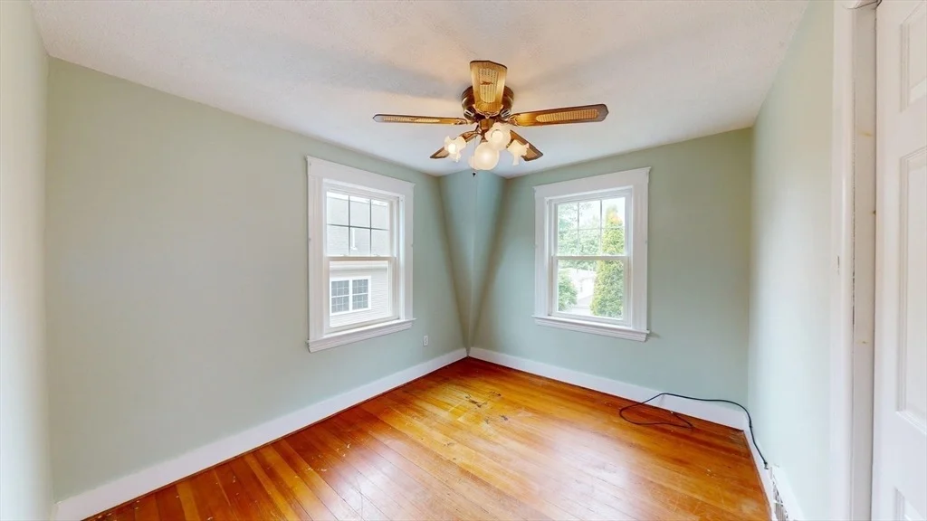 Photo of 233 Florence Ave