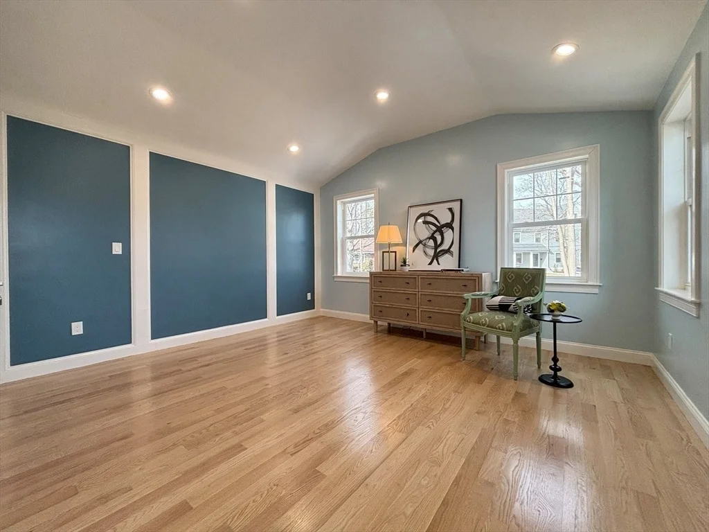 Photo of 8 Slayton Rd