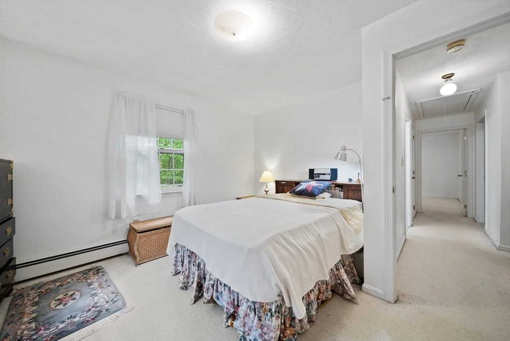 Photo of 8 Lillian Dr