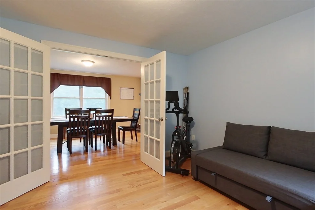 Photo of 391 Main St