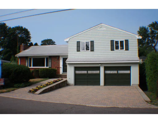 Photo of 13 Cleveland Rd