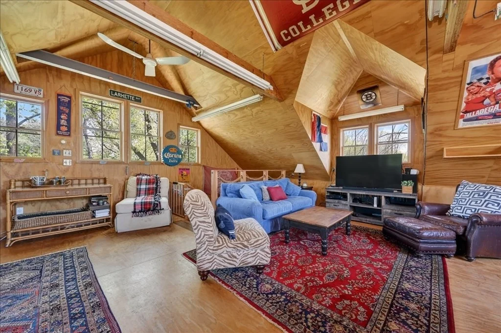 Photo of 30 Spring Street