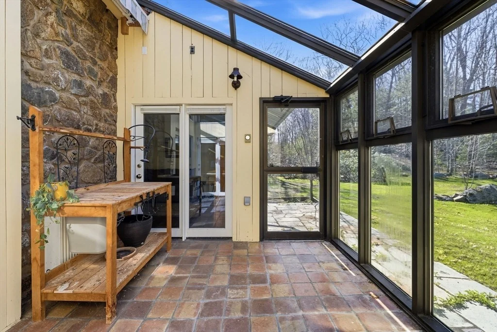 Photo of 40 Kennel Hill Drive