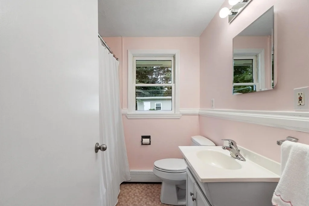 Photo of 17 Parlee Road