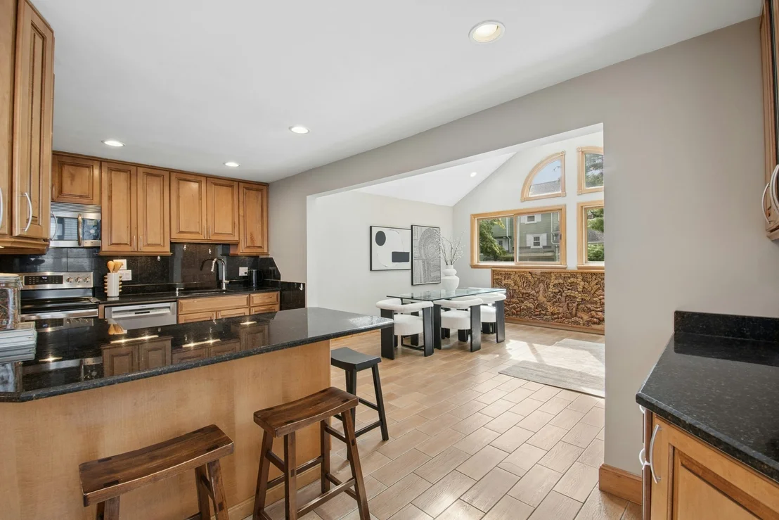 Photo of 22 Westlund Rd
