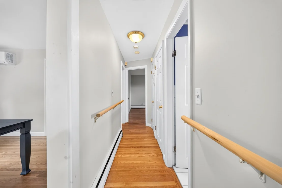 Photo of 33 Fairchild