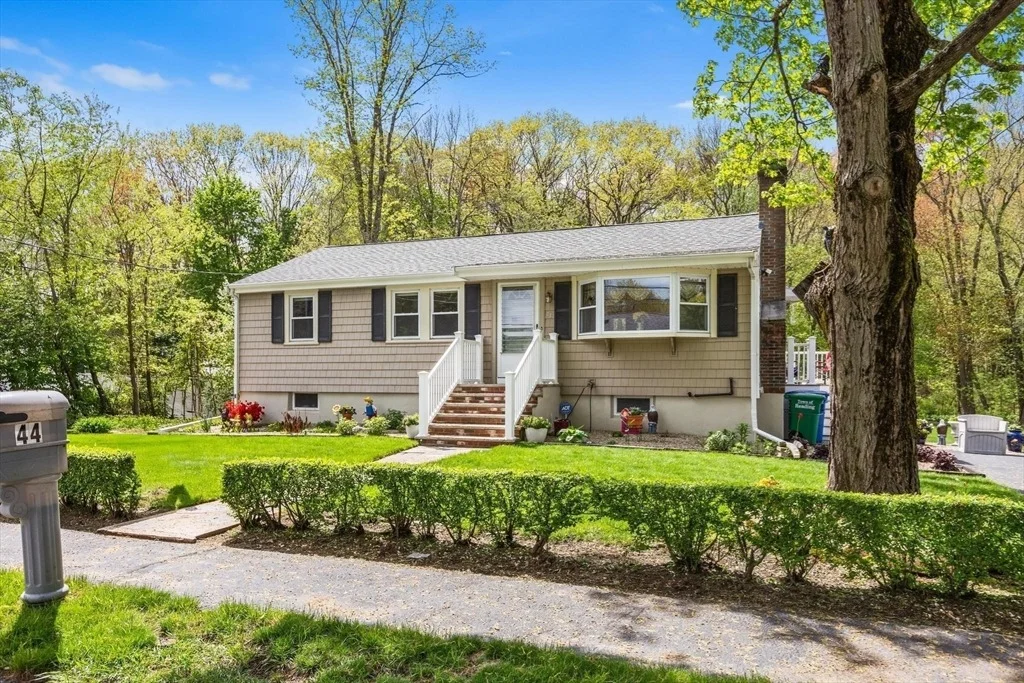 Photo of 44 Batchelder Road