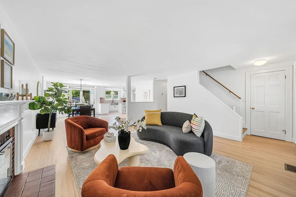 Photo of 86 Grosvenor Rd.