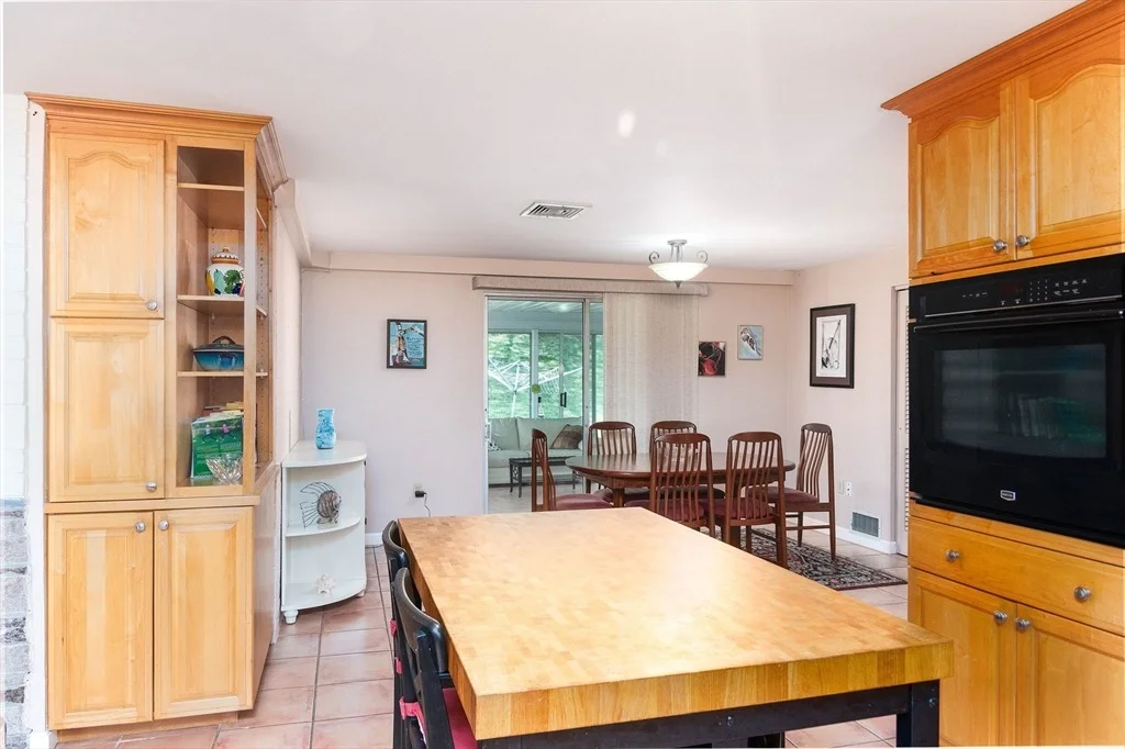 Photo of 49 Barry Rd