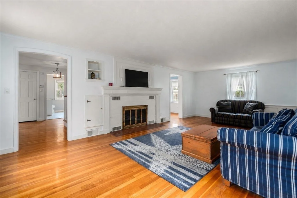 Photo of 39 Pleasant St