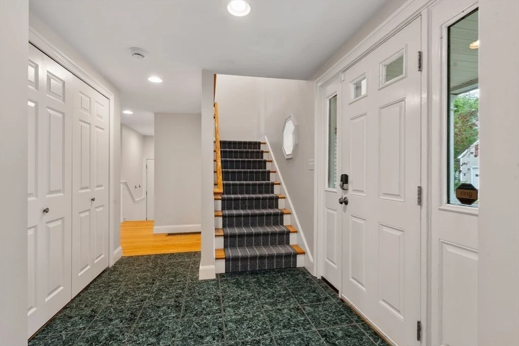 Photo of 155 Oak Street